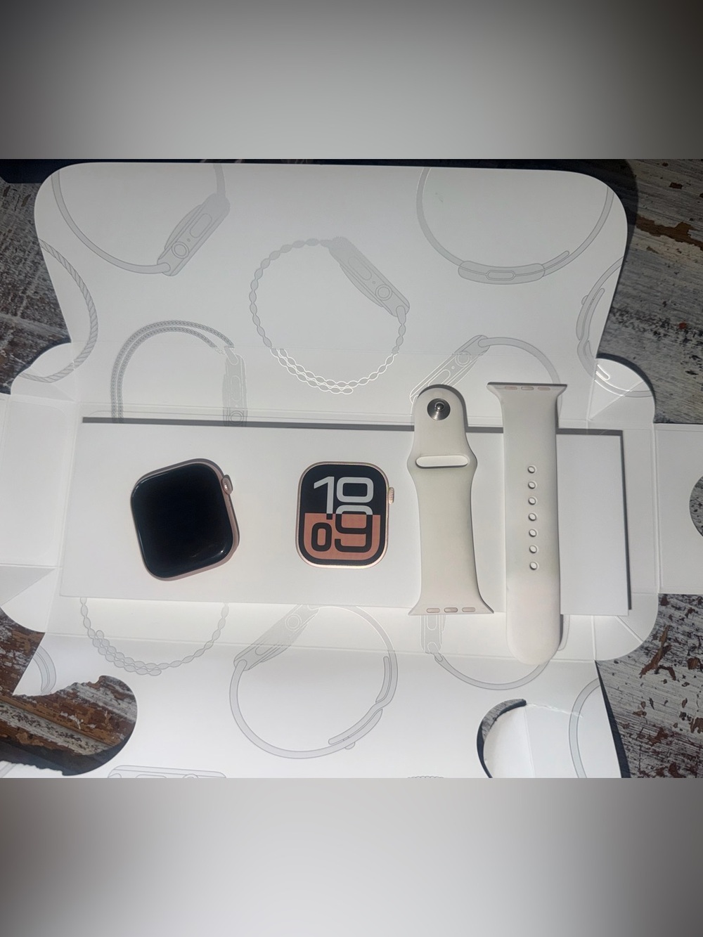 Apple Watch series 10 rose gold aluminum 46mm